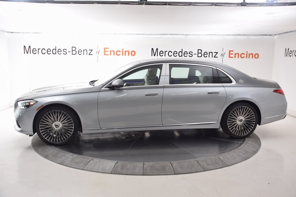 2024 Mercedes Benz S Maybach 580 4MATIC photo 3