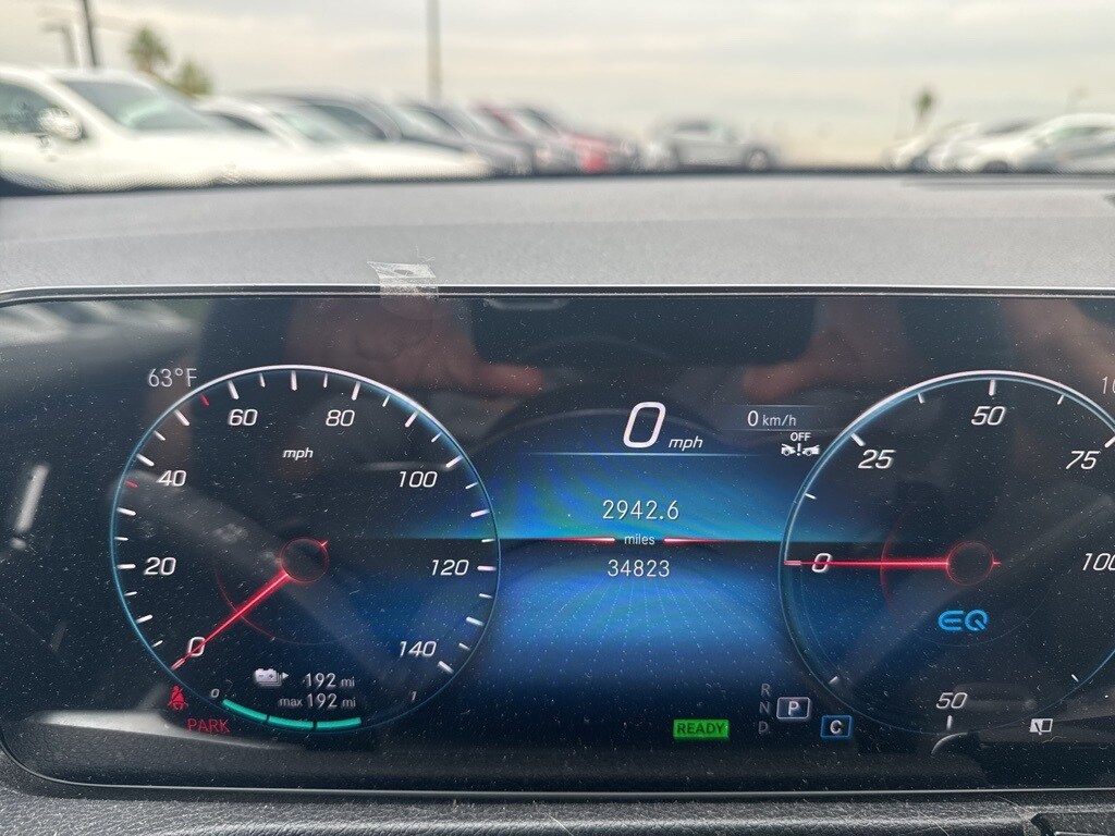 2023 Mercedes Benz EQB 300 4MATIC photo 4