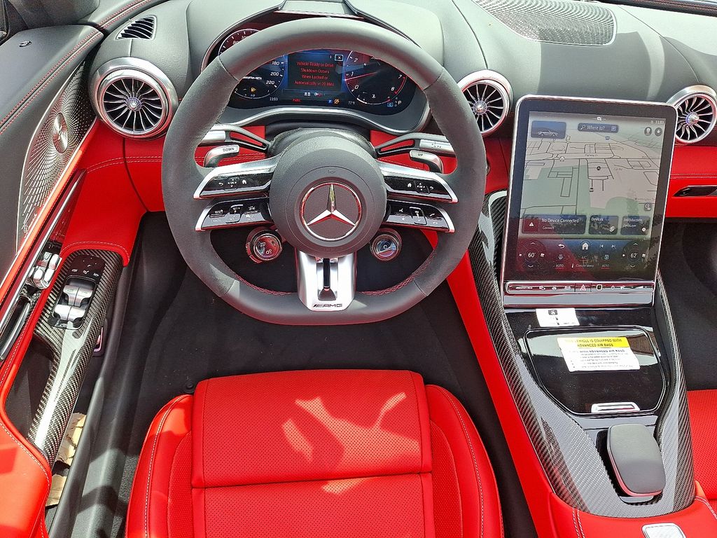 2025 Mercedes Benz SL 63 AMG photo 2