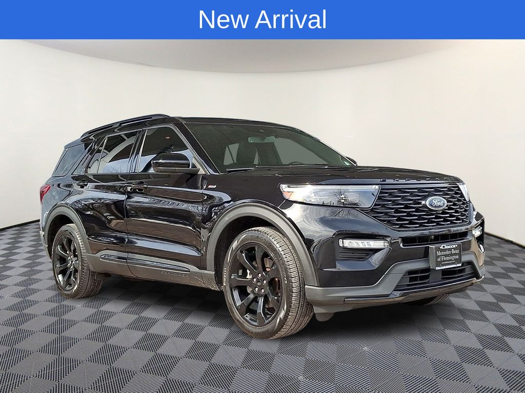 2023 Ford Explorer ST-LINE