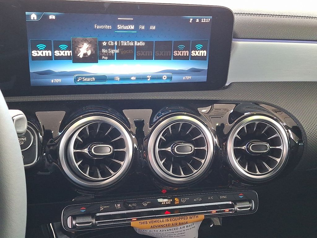 2026 Mercedes Benz CLA 250 4MATIC photo 3