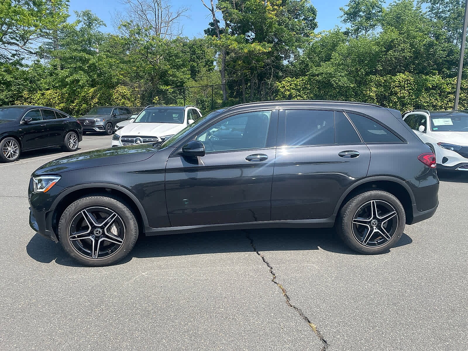 2022 Mercedes Benz GLC 300 4MATIC photo 4