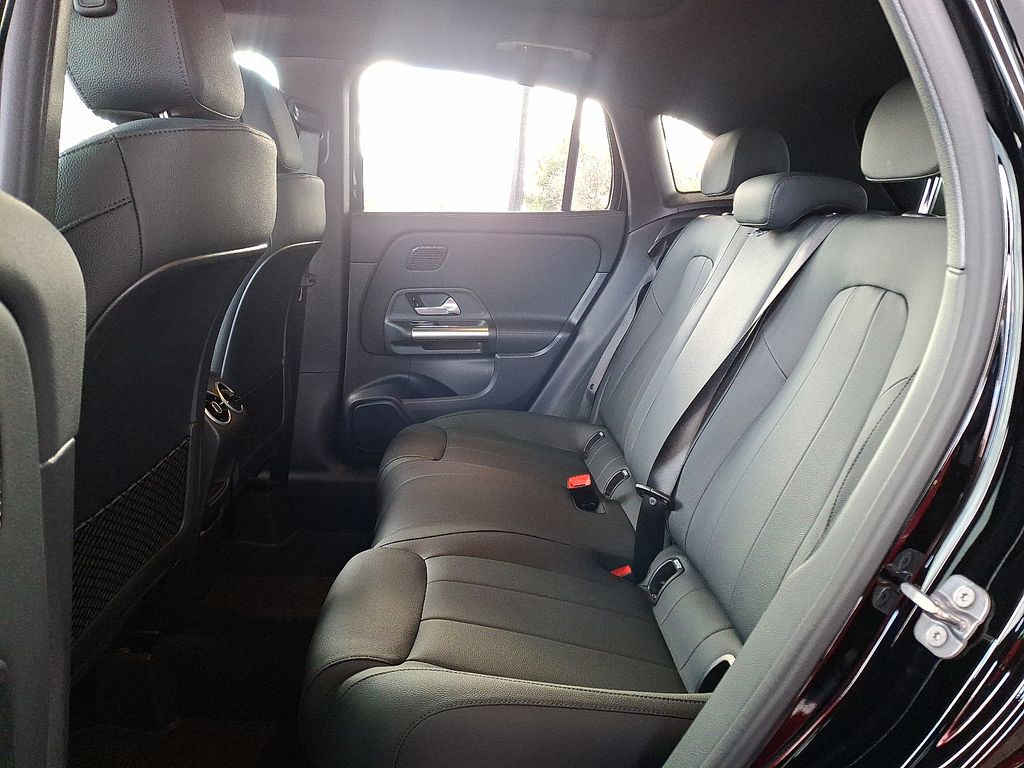 2026 Mercedes-Benz GLA GLA 250 - Photo 9