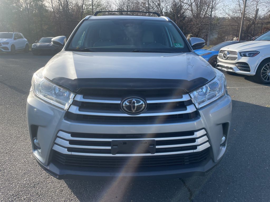 2018 Toyota Highlander XLE photo 2