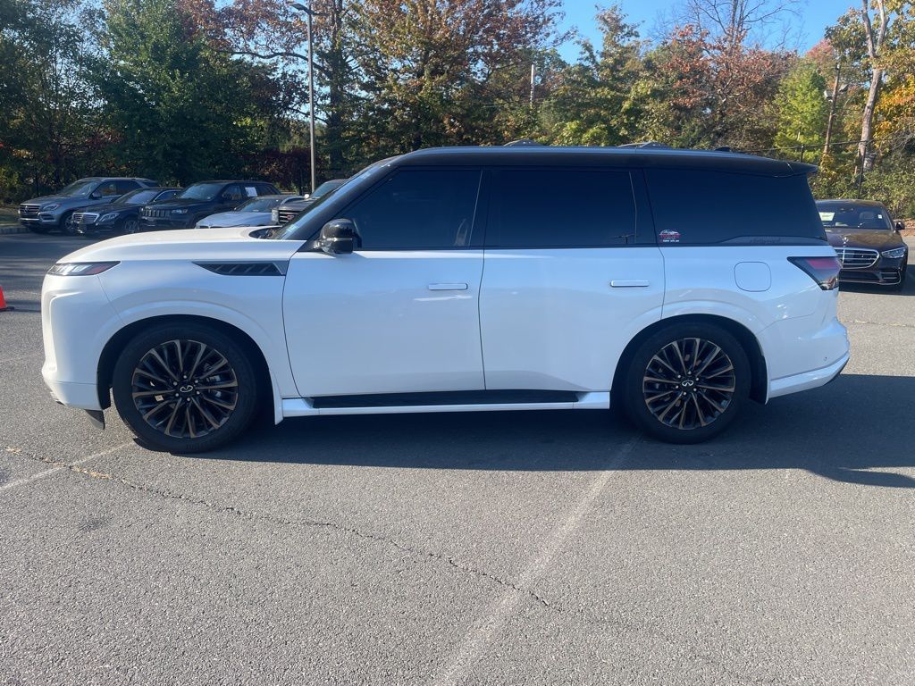2025 Infiniti QX80 photo 4
