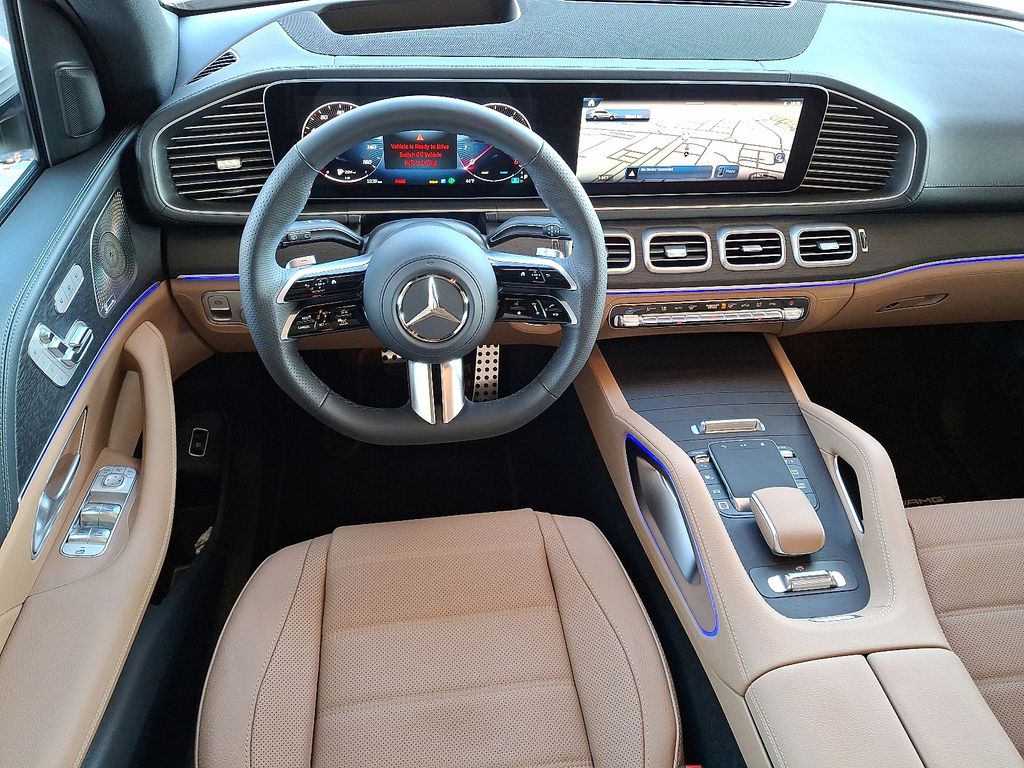 2026 Mercedes Benz GLS 580 4MATIC photo 2