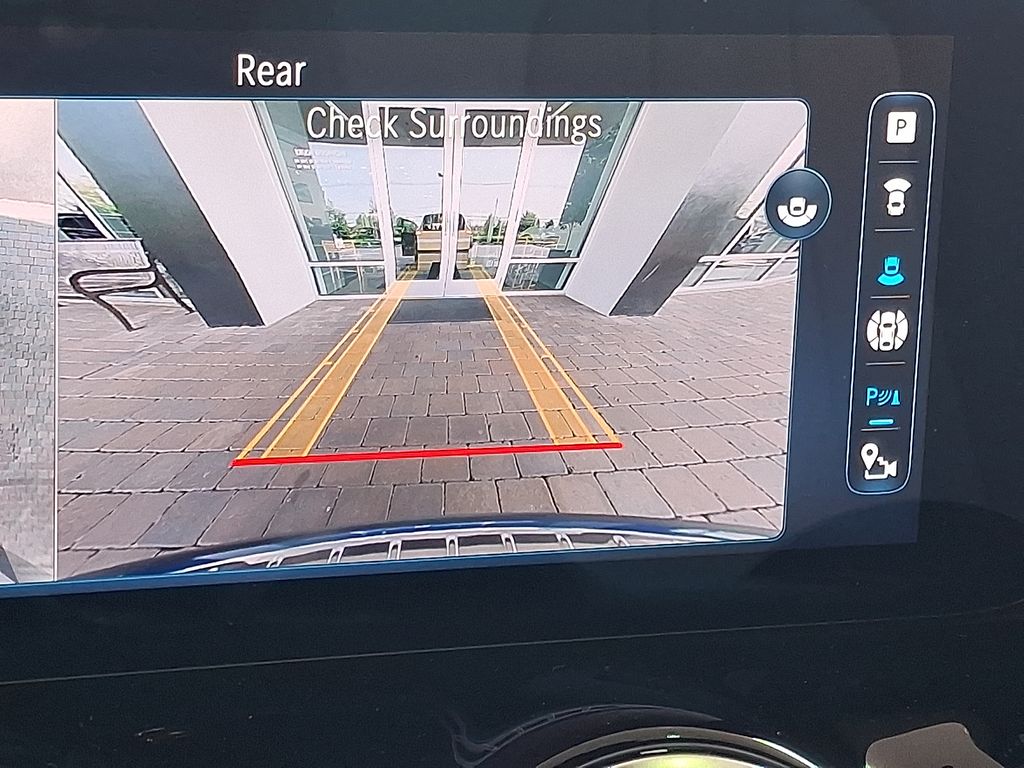 2025 Mercedes Benz GLA 250 4MATIC photo 4
