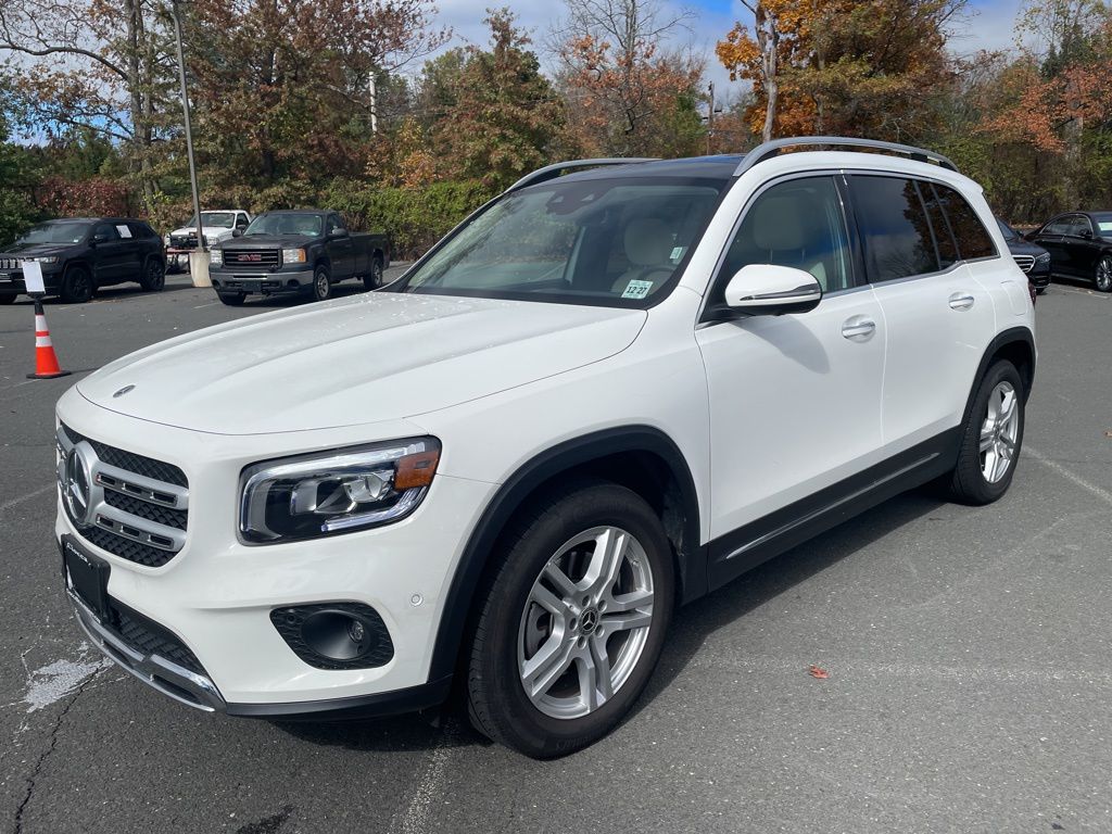 2023 Mercedes Benz GLB 250 4MATIC photo 3
