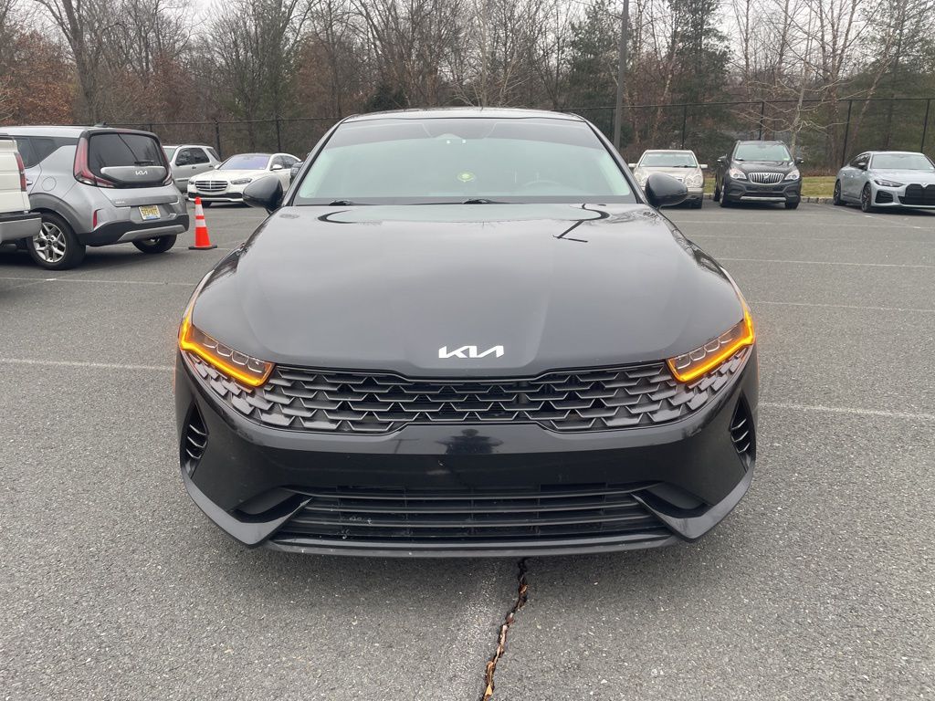 2022 Kia K5 EX photo 2
