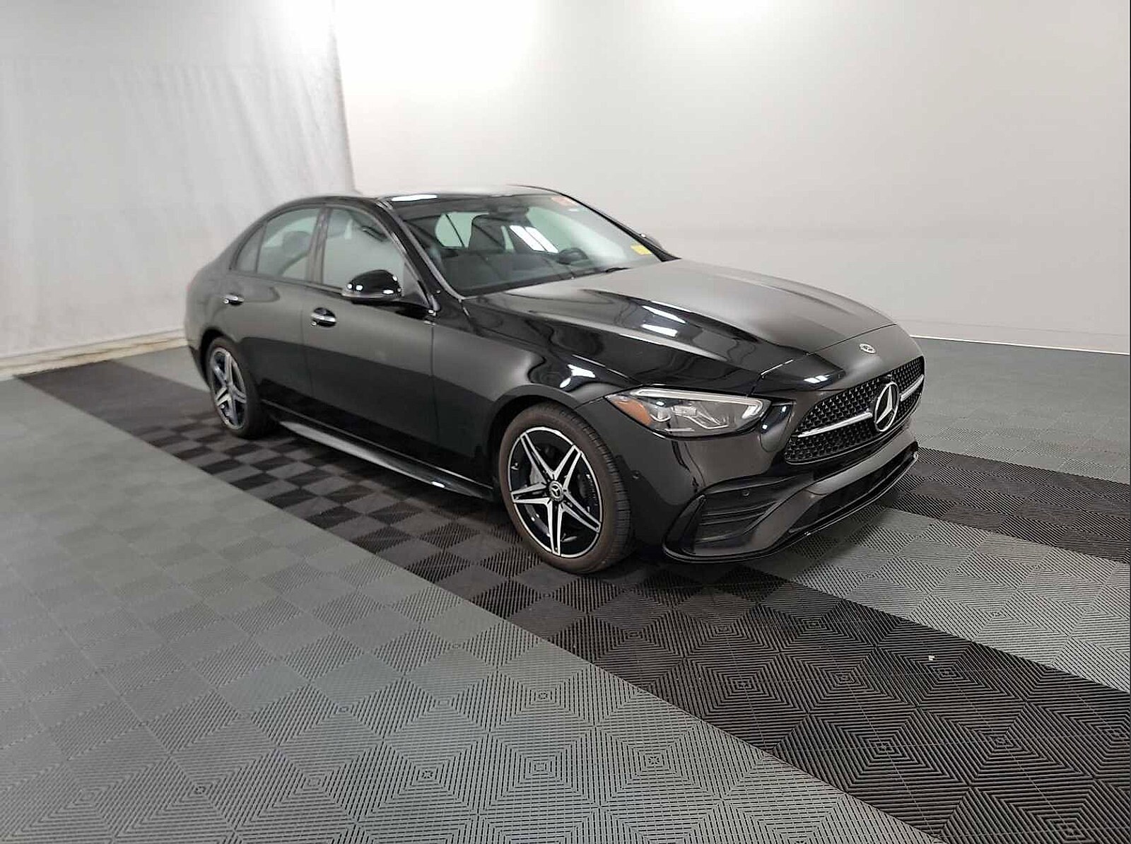 2024 Mercedes Benz C 300 photo 4