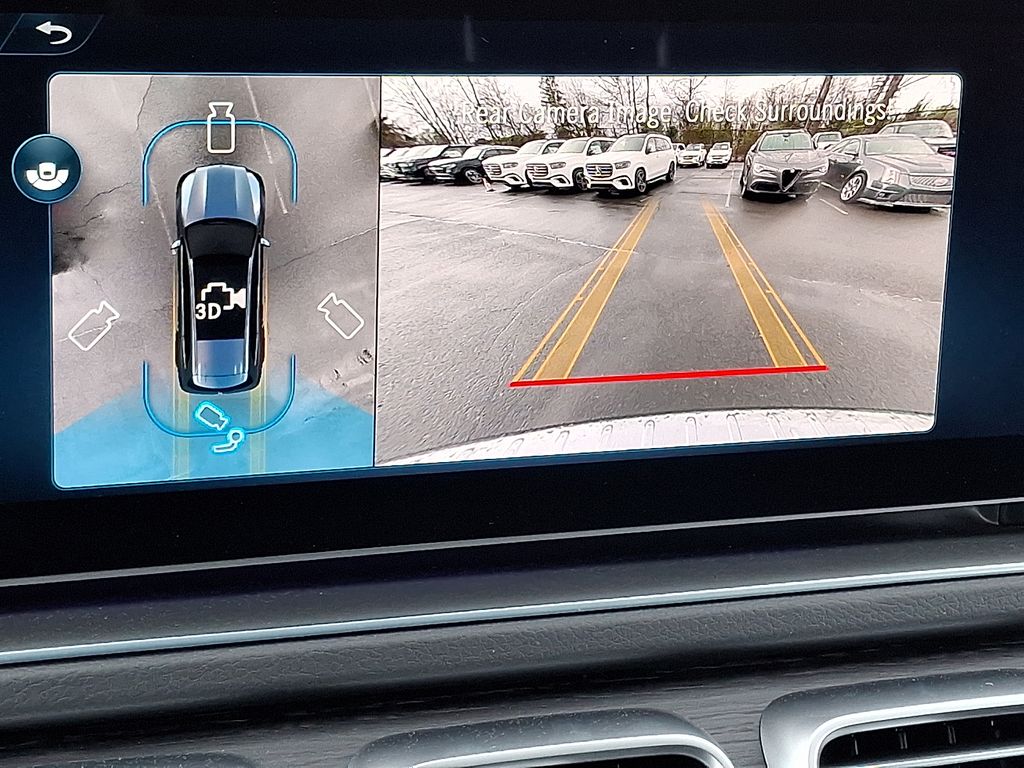 2025 Mercedes Benz GLS 450 4MATIC photo 4