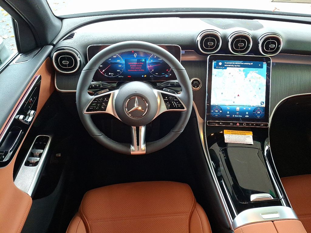 2026 Mercedes Benz GLC 300 4MATIC photo 2