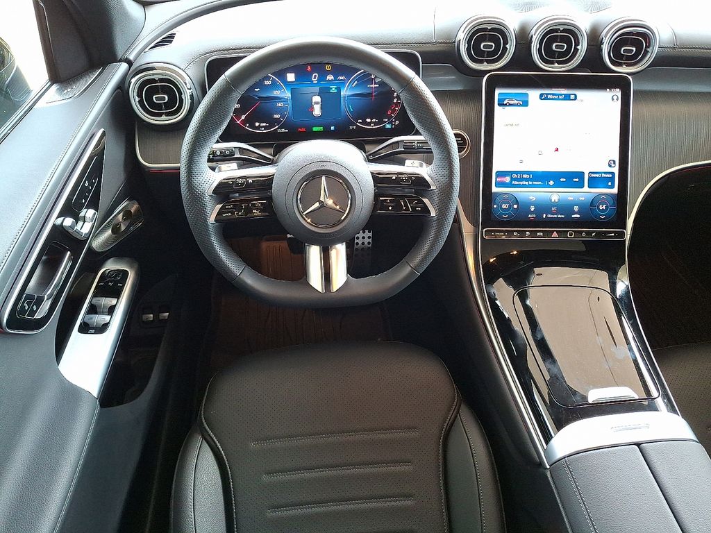 2025 Mercedes Benz GLC 350e 4MATIC photo 2