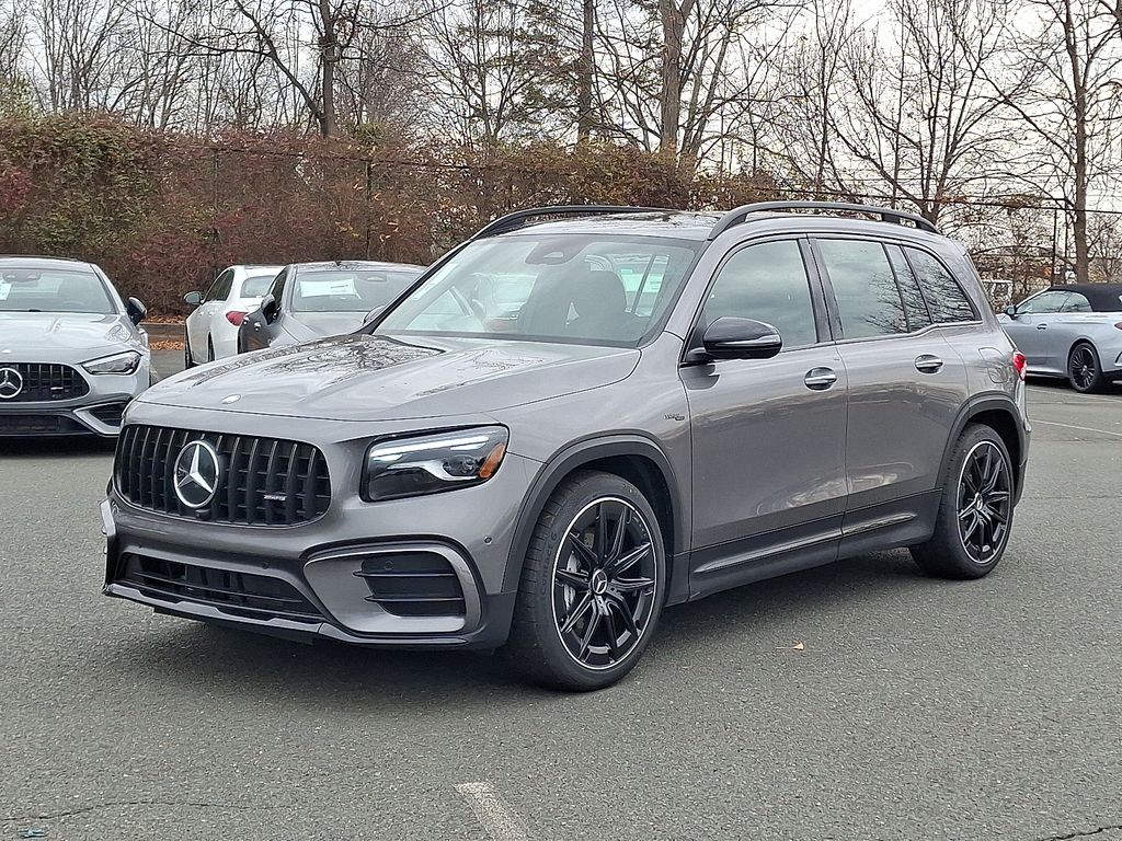2025 Mercedes Benz GLB AMG 35 4MATIC photo 2