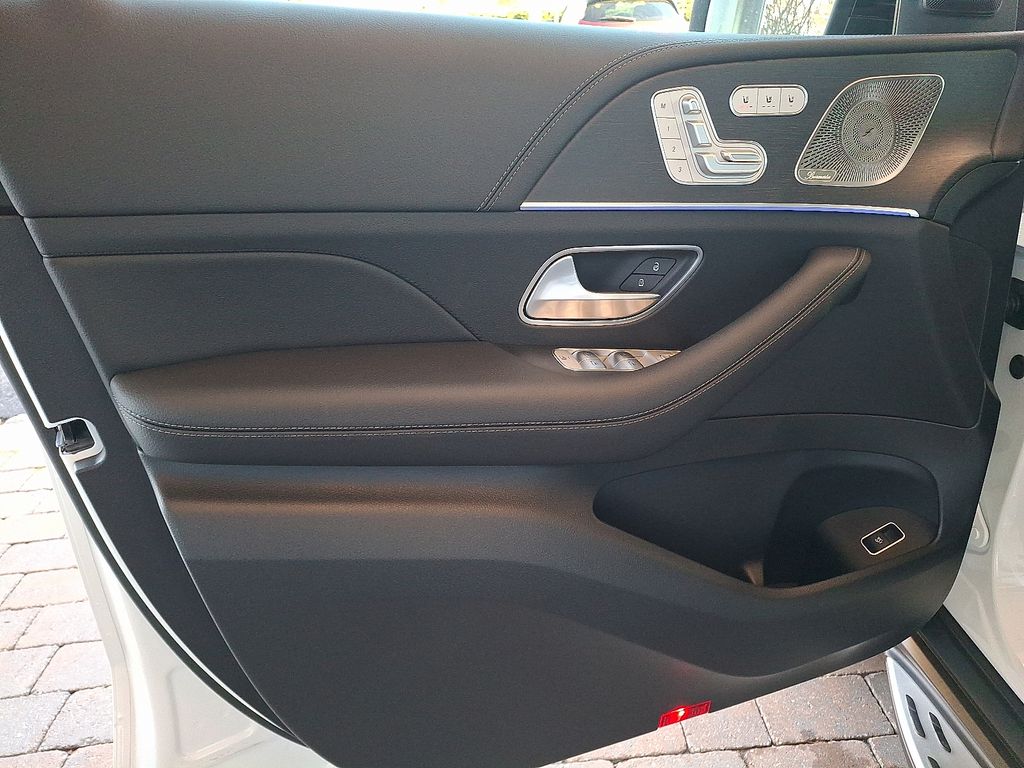 2026 Mercedes-Benz GLE GLE350 - Photo 10