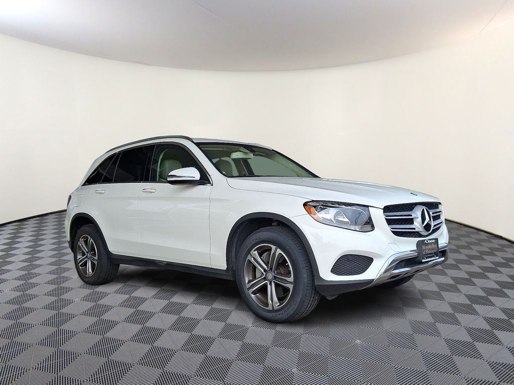 2017 Mercedes-Benz GLC