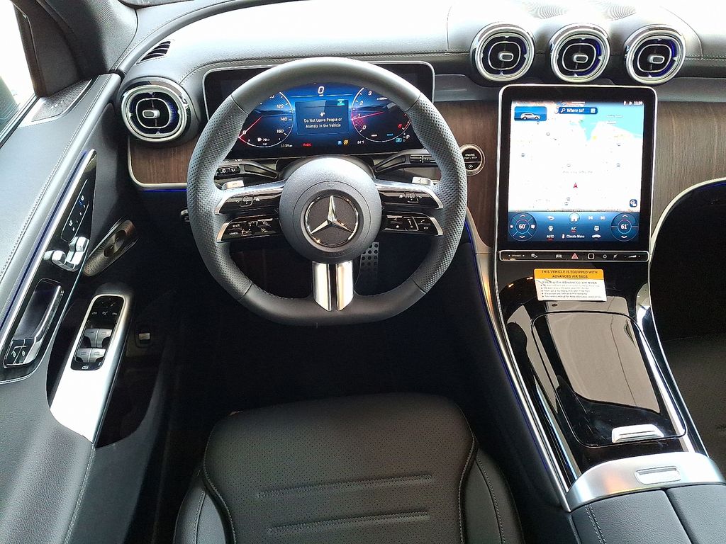 2026 Mercedes Benz GLC 300 4MATIC photo 2