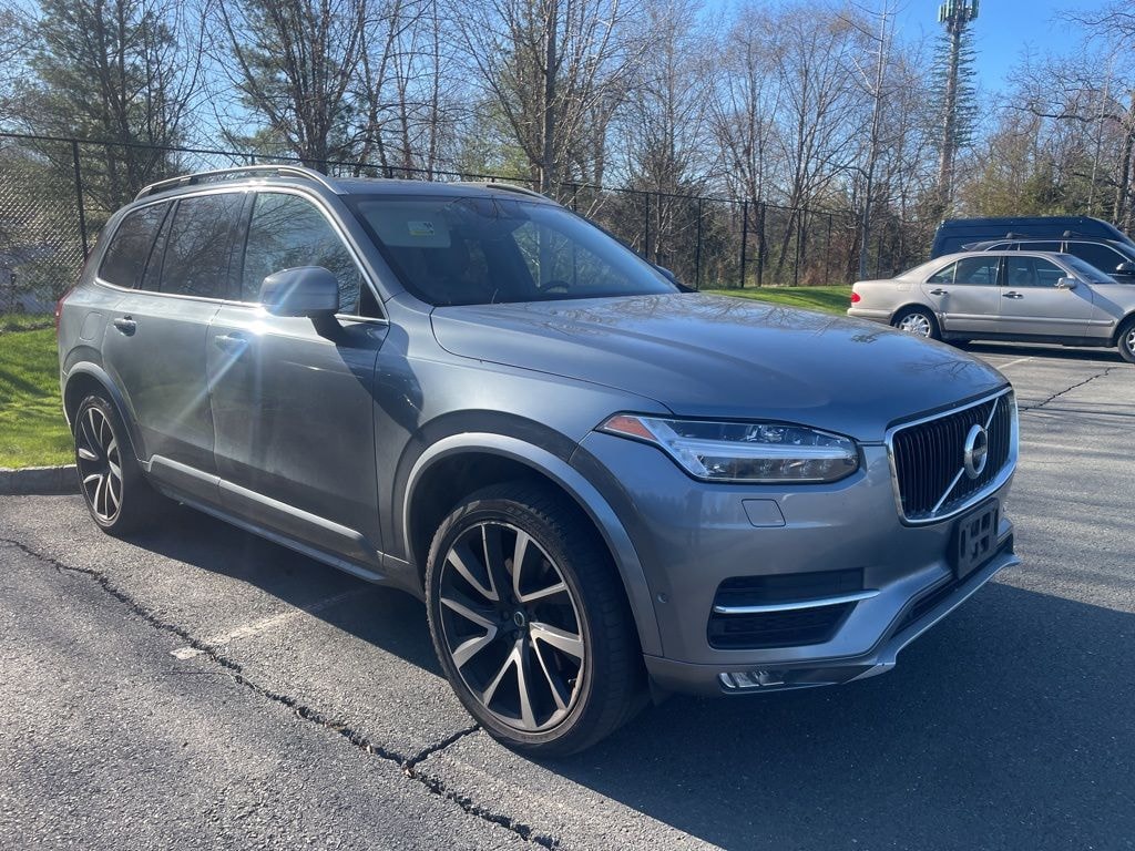 Used 2018 Volvo XC90 T6 Momentum SUV