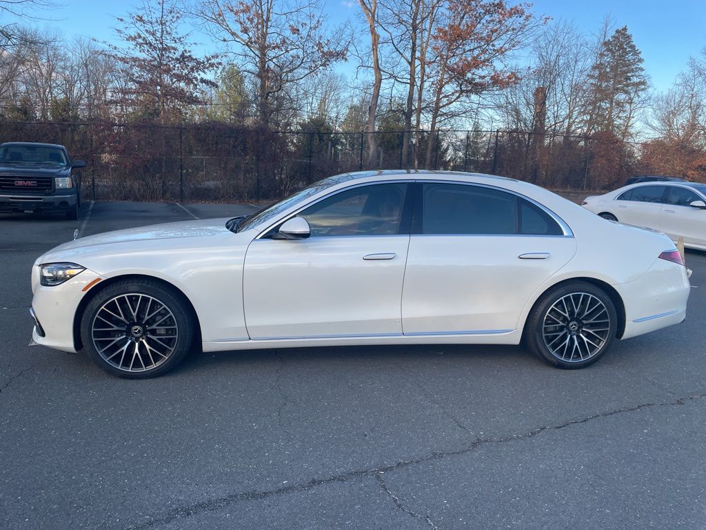 2022 Mercedes Benz S 580 4MATIC photo 4