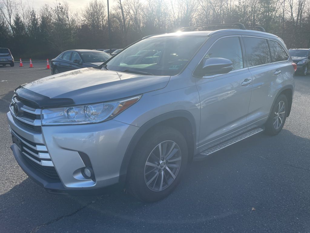 2018 Toyota Highlander XLE photo 3
