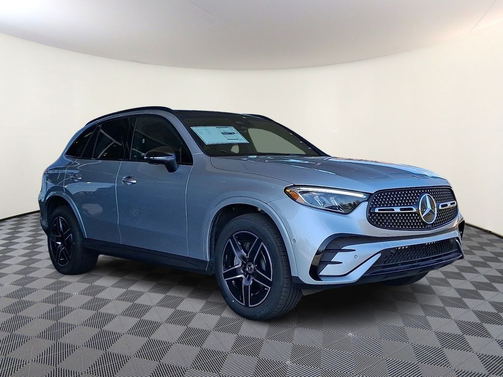 2026 Mercedes-Benz GLC GLC 300 4MATIC's photo