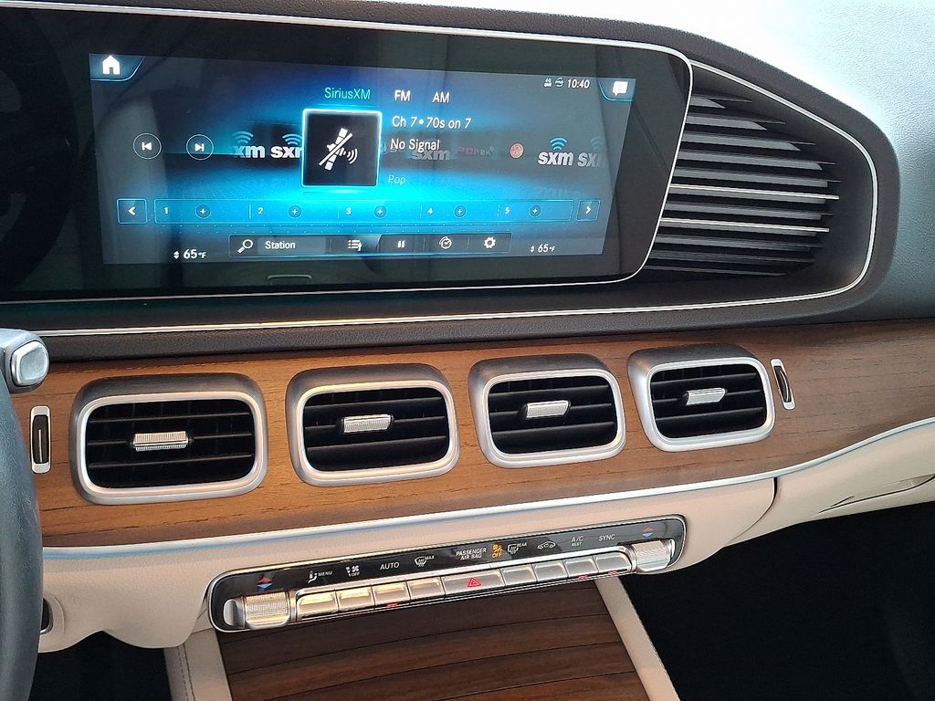 2022 Mercedes Benz GLE 350 4MATIC photo 3