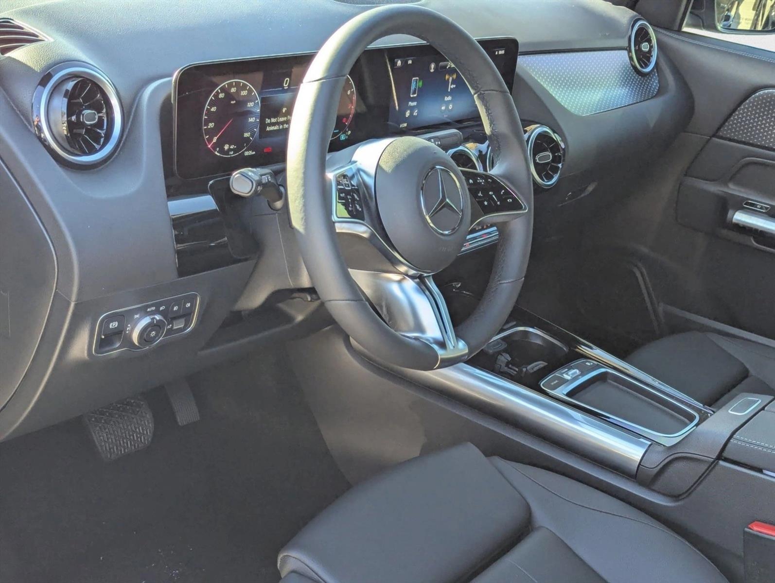 2026 Mercedes Benz GLA 250 photo 3