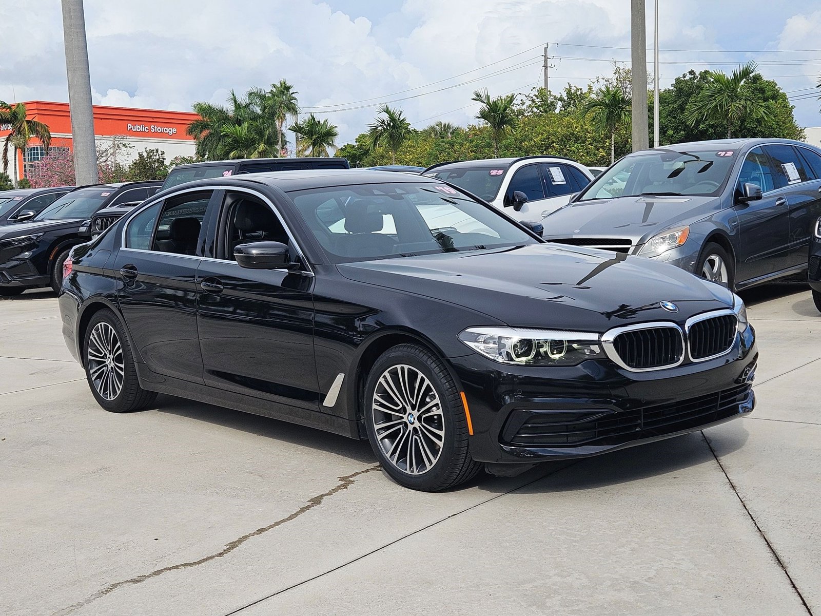 2019 Bmw 530i Sedan photo 3