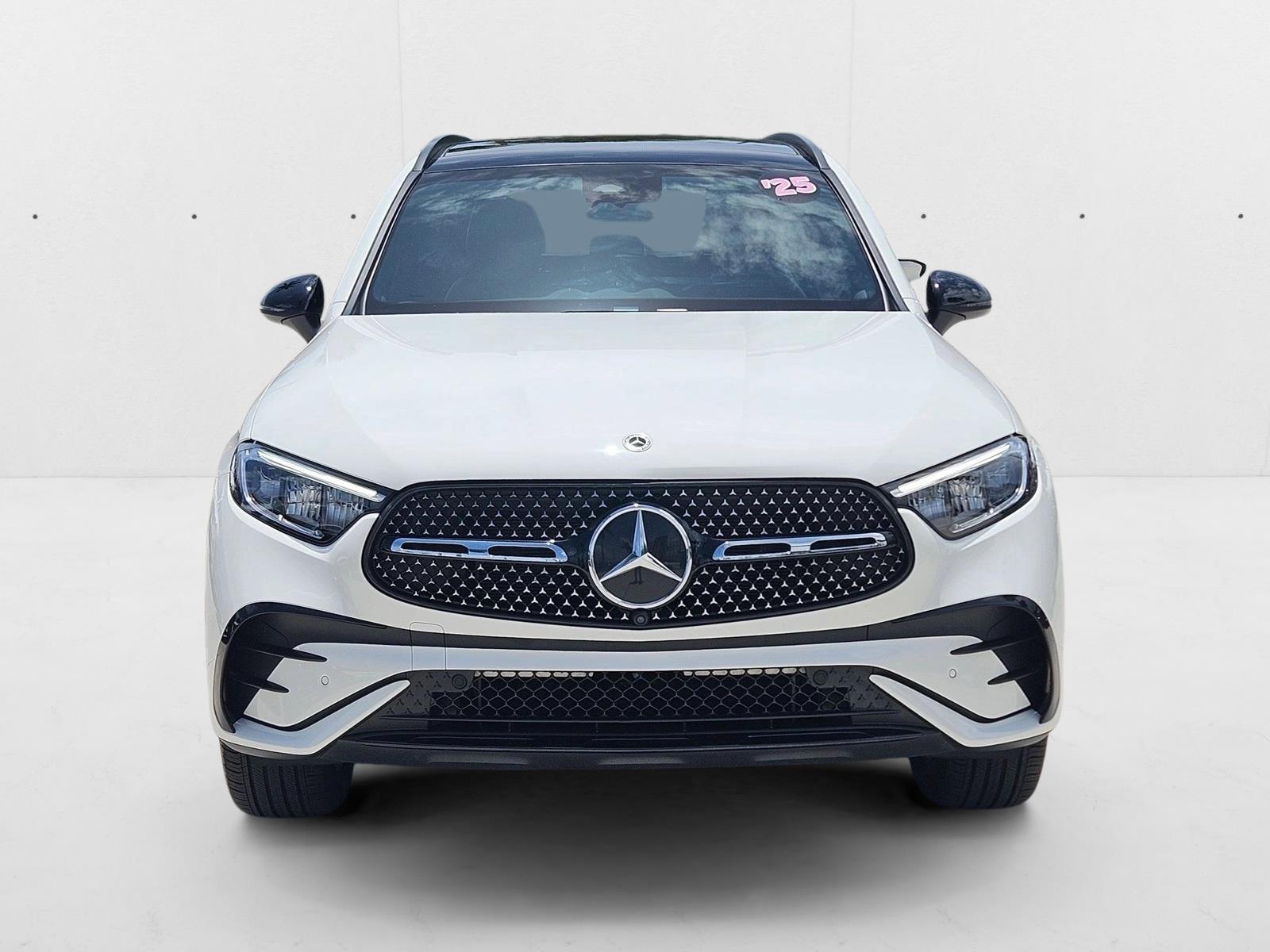 2025 Mercedes Benz GLC 4MATIC photo 2