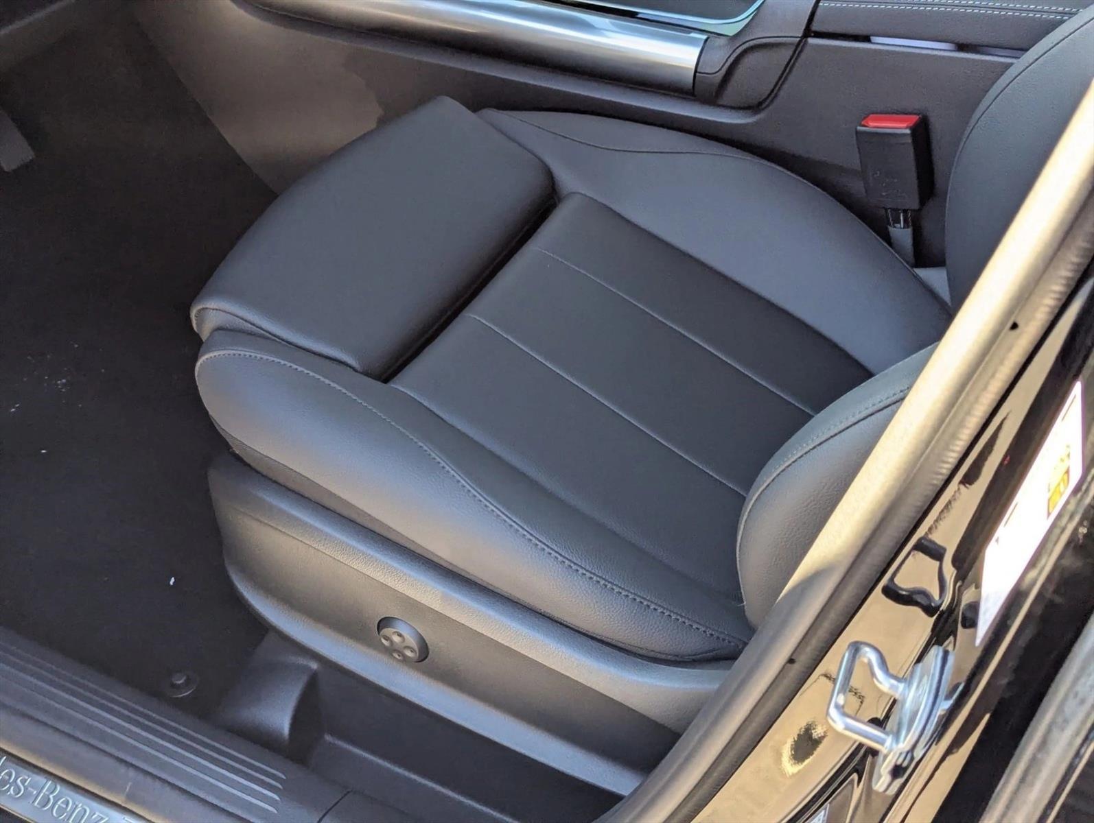 2026 Mercedes Benz GLA 250 photo 4