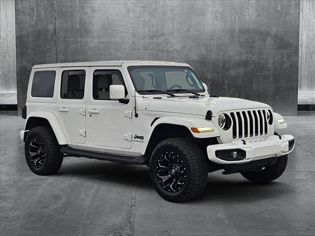 2023 Jeep Wrangler Sahara photo 3