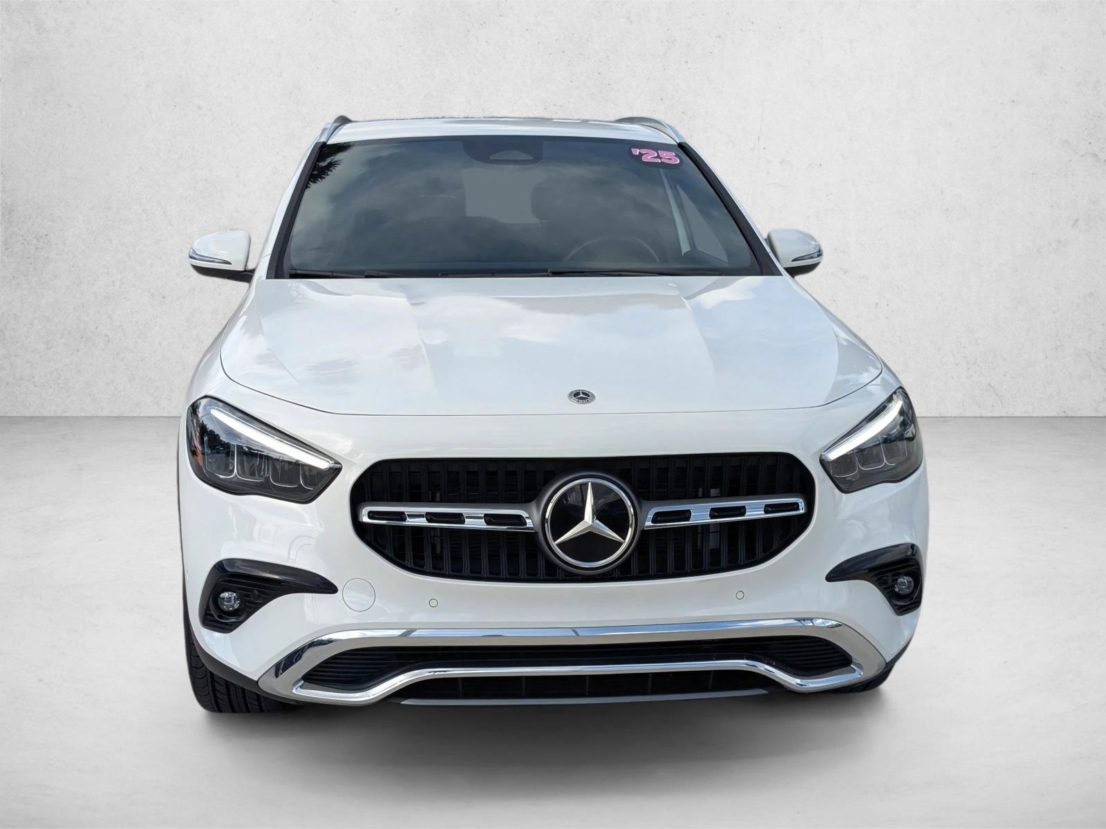 2025 Mercedes Benz GLA 250 photo 2