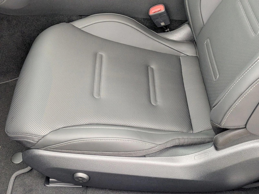 New 2026 Mercedes-Benz AMG CLE 53 AMG ® CLE 53 4MATIC+ ® Cabriolet Convertible