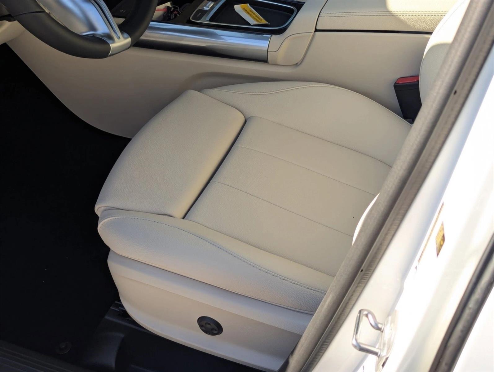 2026 Mercedes Benz GLA 250 photo 3