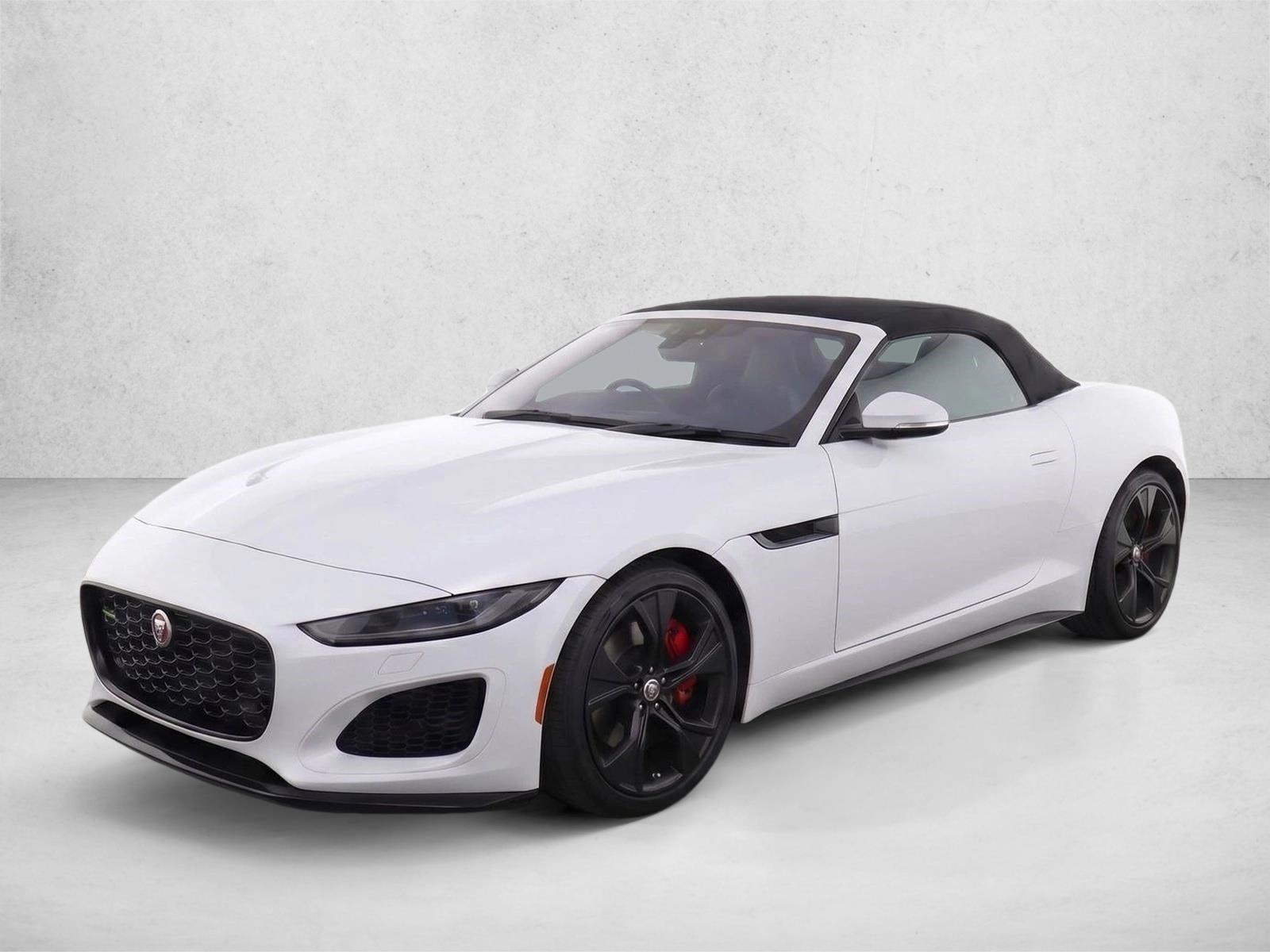2021 Jaguar F-TYPE Convertible's photo