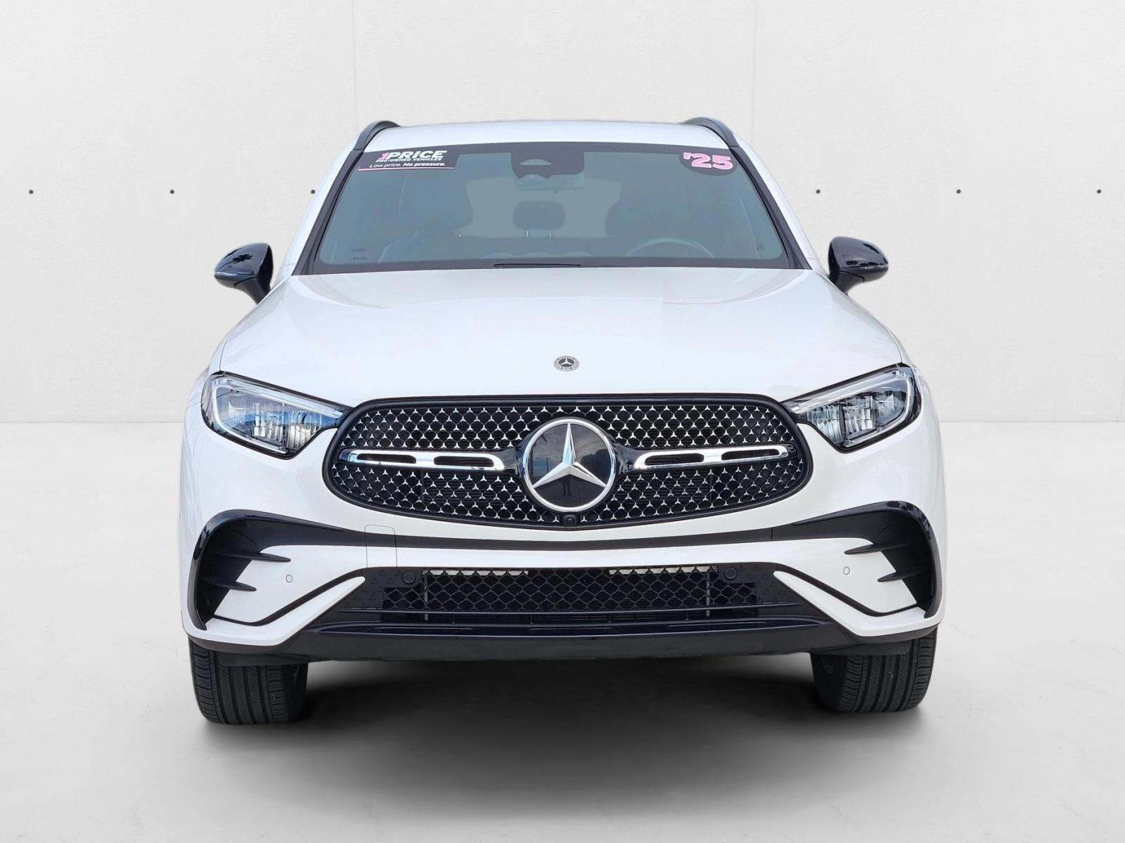 2025 Mercedes Benz GLC 4MATIC photo 2