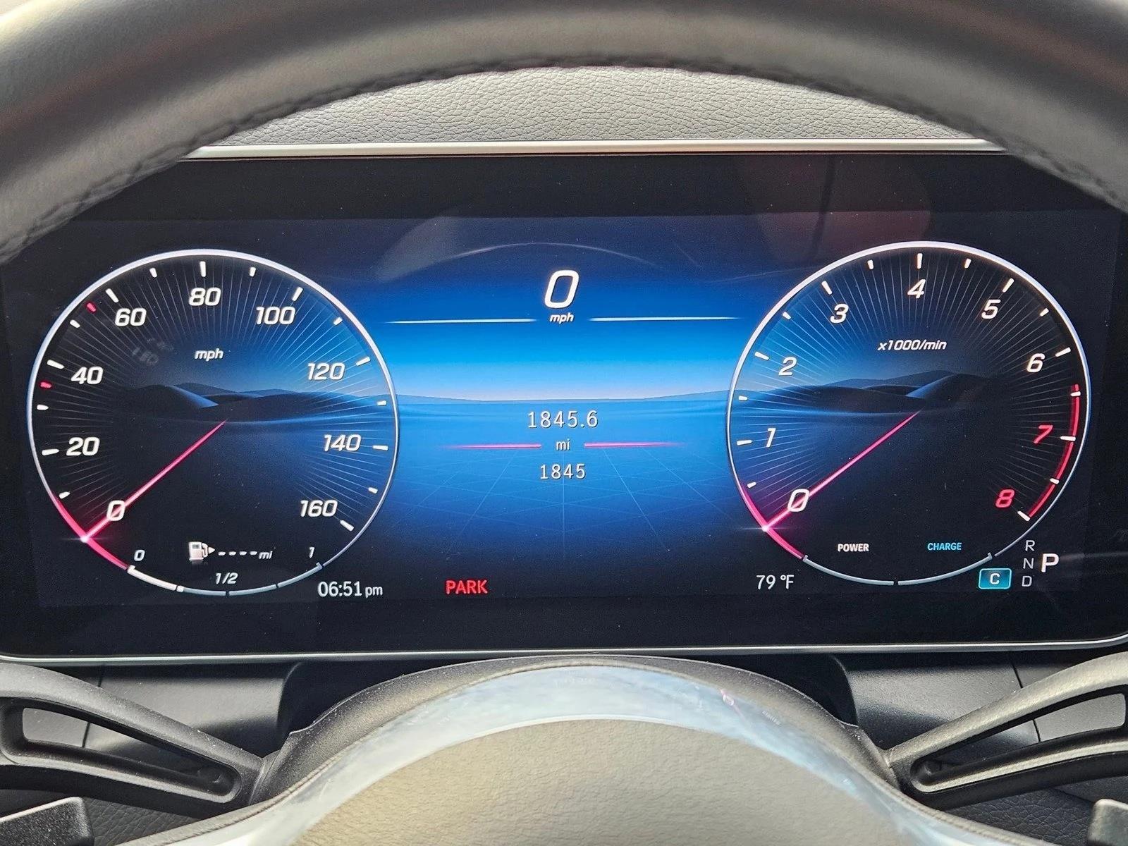 2025 Mercedes-Benz GLC Base - Photo 11