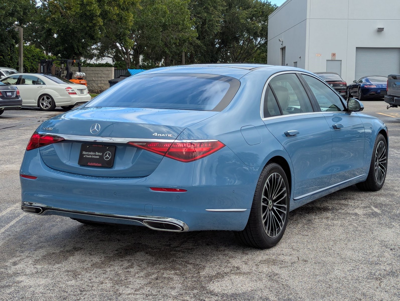 2026 Mercedes Benz S 580 4MATIC photo 2