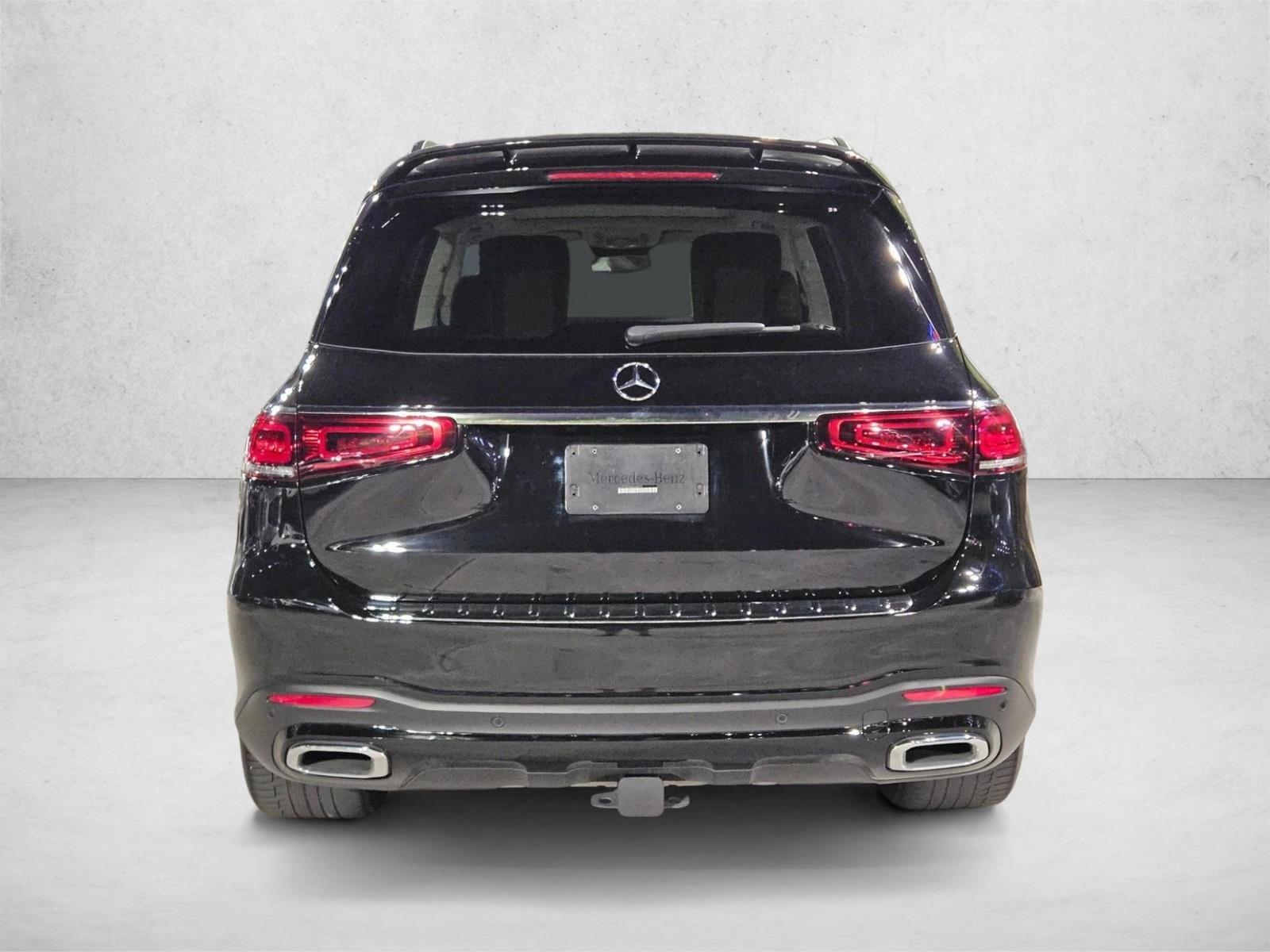 2022 Mercedes Benz GLS 450 4MATIC photo 4