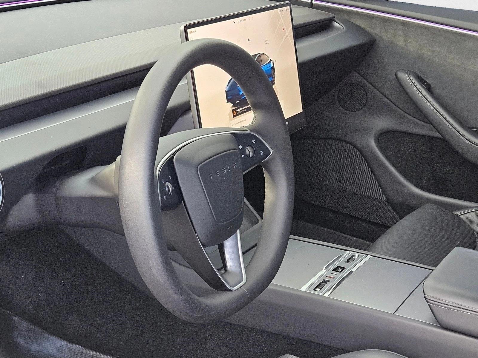 2024 Tesla Model 3 Performance photo 4