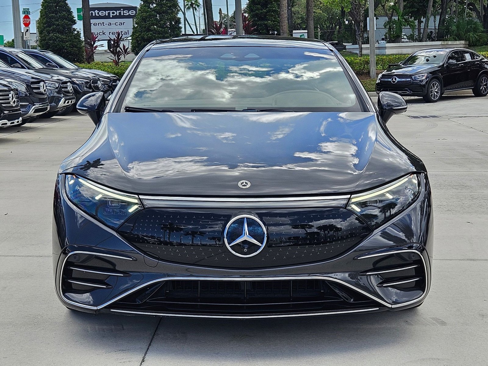 2023 Mercedes Benz EQS Sedan 580 4MATIC photo 2