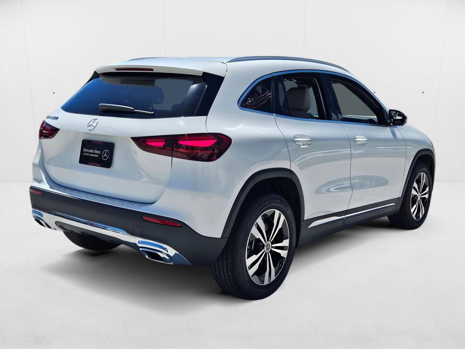 2026 Mercedes Benz GLA 250 photo 2