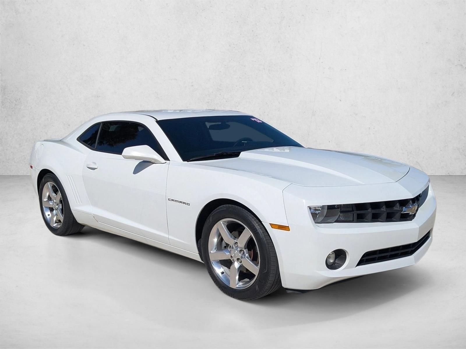 2013 Chevrolet Camaro Coupe 1LT photo 3