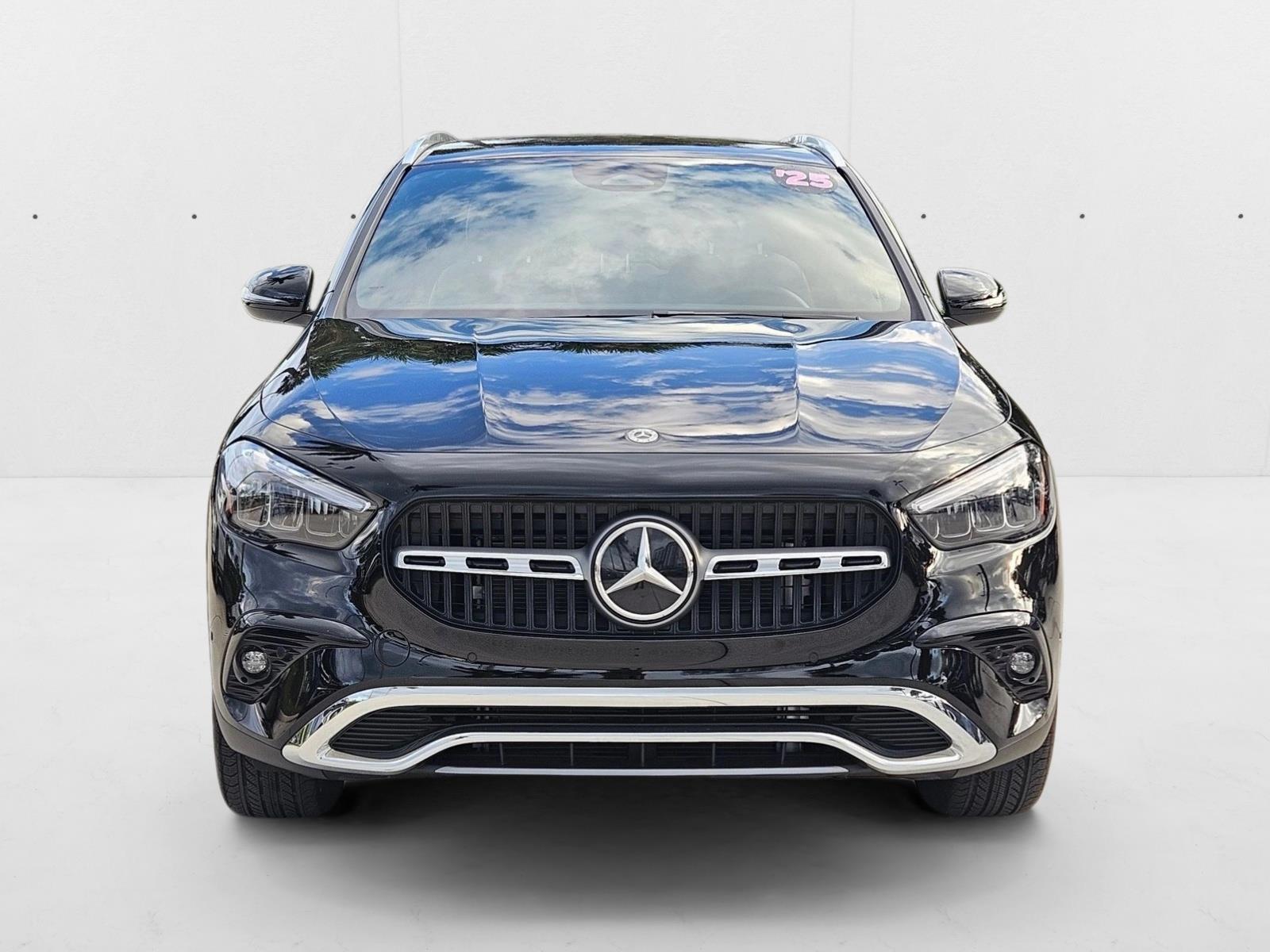 2025 Mercedes Benz GLA 250 photo 2