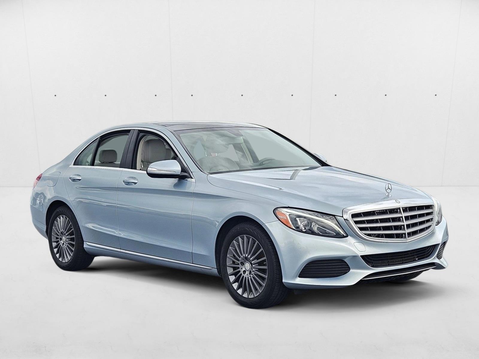 2015 Mercedes Benz C 300 Sedan photo 3