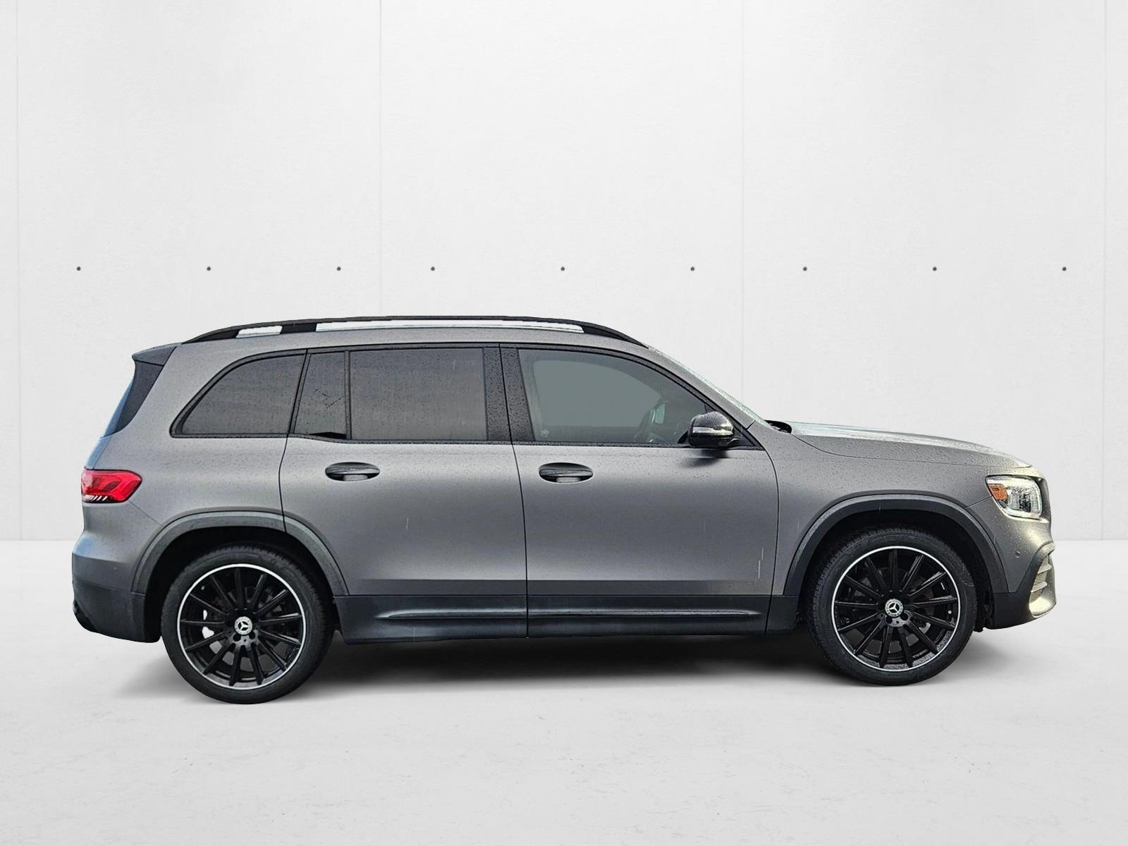 2022 Mercedes Benz GLB 250 photo 4