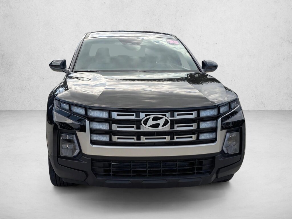 Used 2025 Hyundai Santa Cruz SE Truck Crew Cab