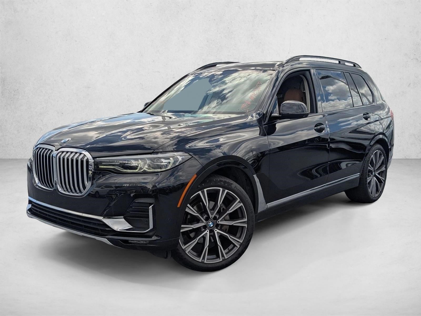 2021 BMW X7 40i's photo