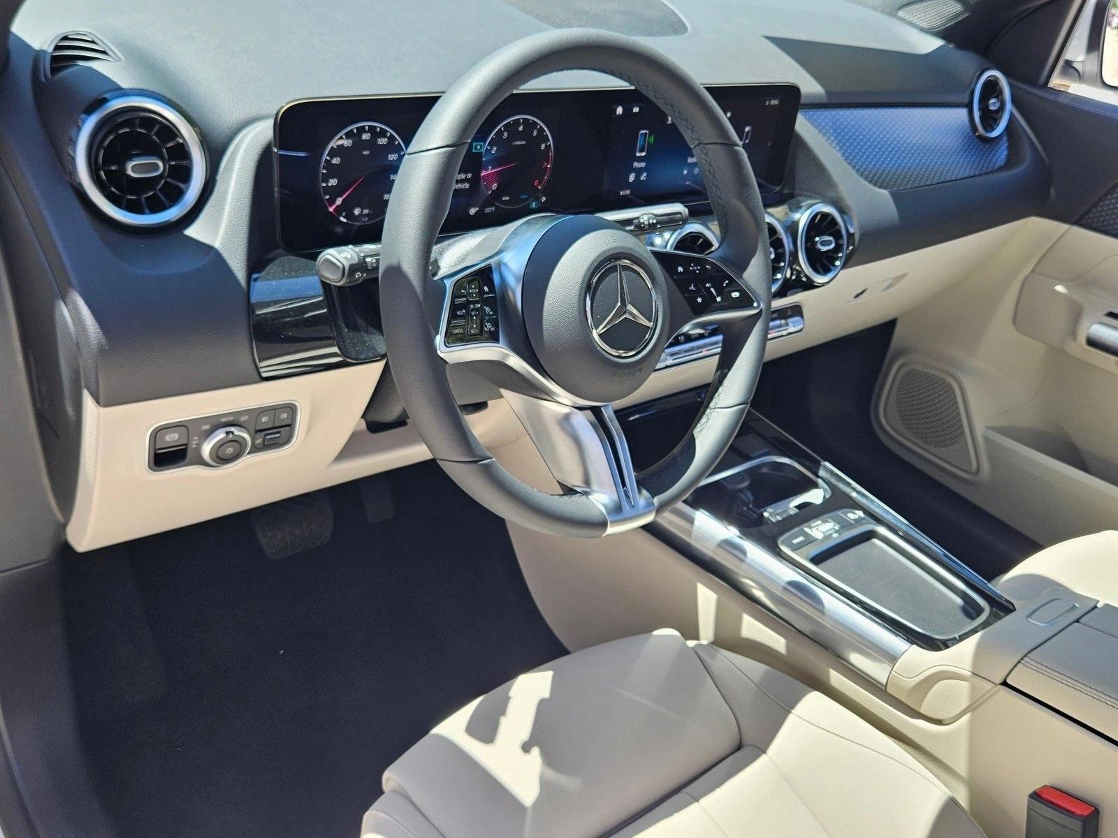2026 Mercedes Benz GLA 250 photo 3