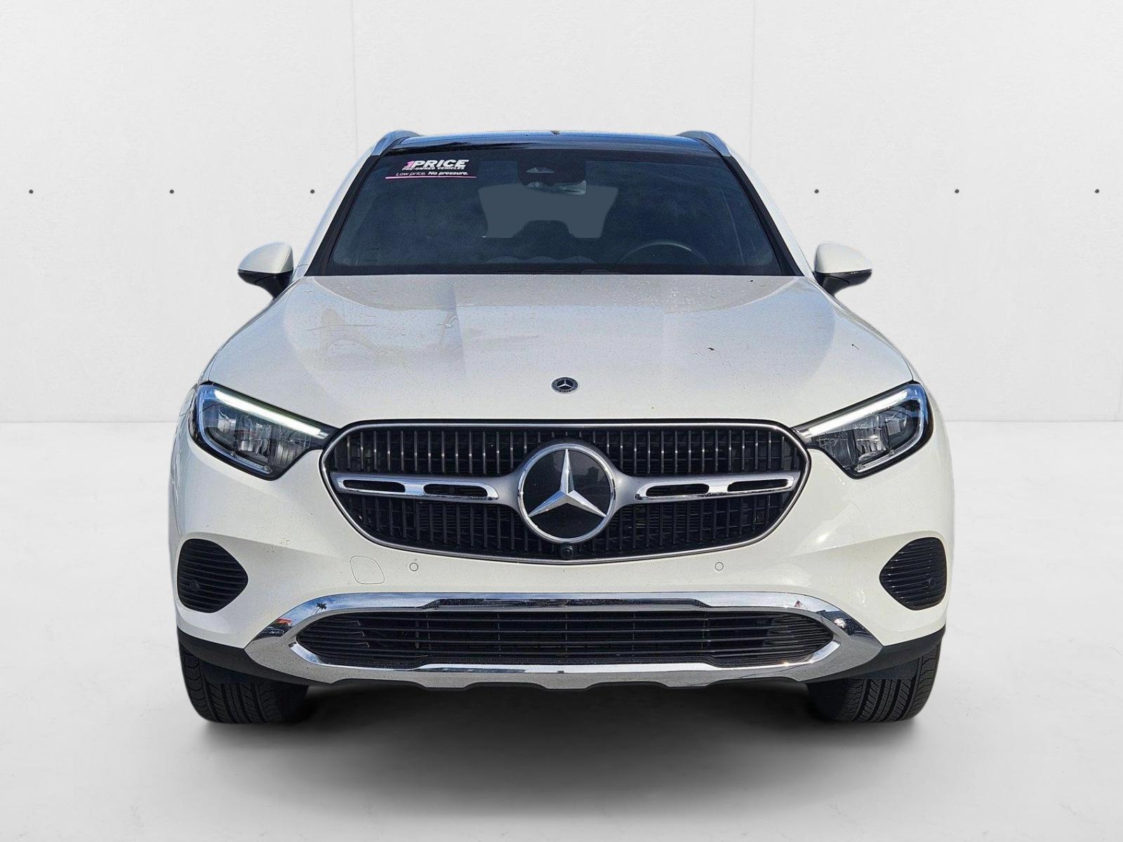 2025 Mercedes Benz GLC 4MATIC photo 2
